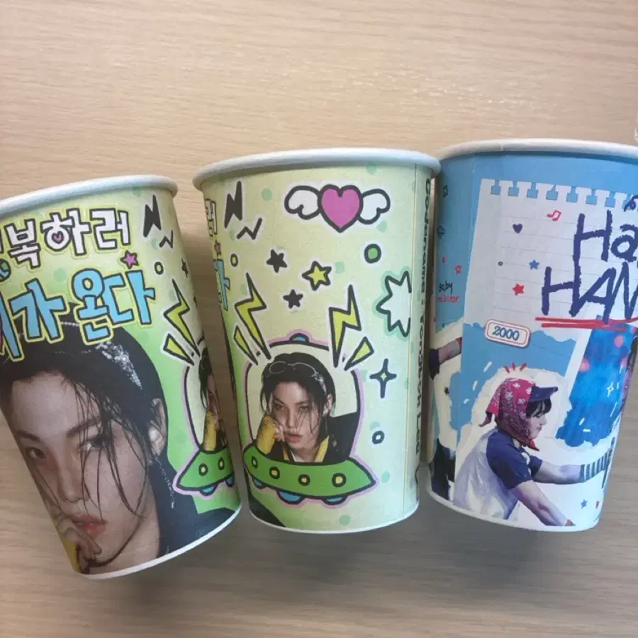 스트레이키즈 필릭스,한 생일카페 컵