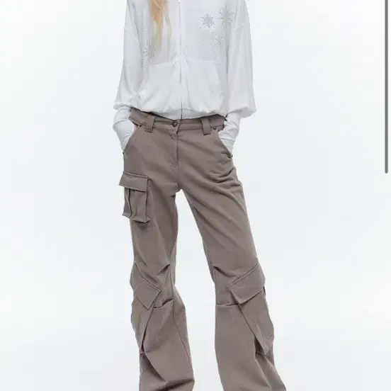 Wet tag cargo bootcut pants