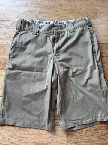 Dickies 워크 숏팬츠 베이지 32