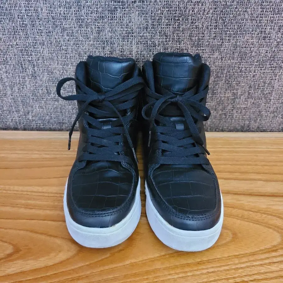 무료배송) 신발 H&M Devided 235mm