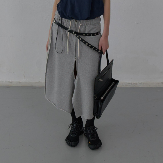 LCDC RAW CUT DETAIL JERSEY SKIRT (GREY)