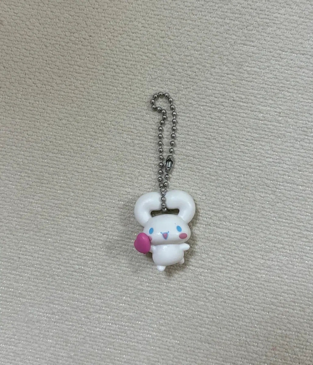 산리오 귀 대롱대롱 하트 시나모롤 시나 피규어 키링 가챠