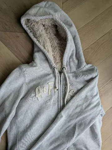 Abercrombie & Fitch 보아 후드티 그레이