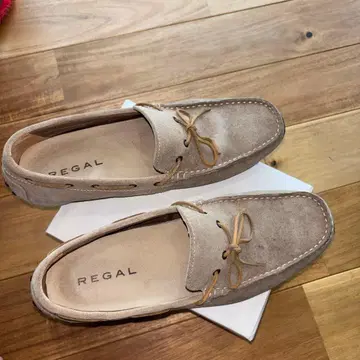 REGAL 스웨이드 모카신 데크 슈즈 베이지