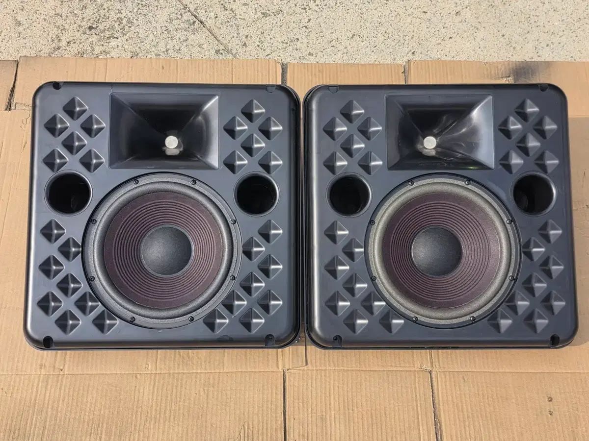 중고 스피커 JBL 8340A /커버없는제품 /Cinema Surroun/스피커브라켓포함
