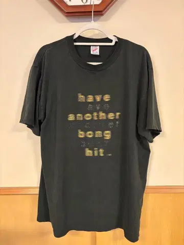 90s 모션 로고 have another bong hit tee