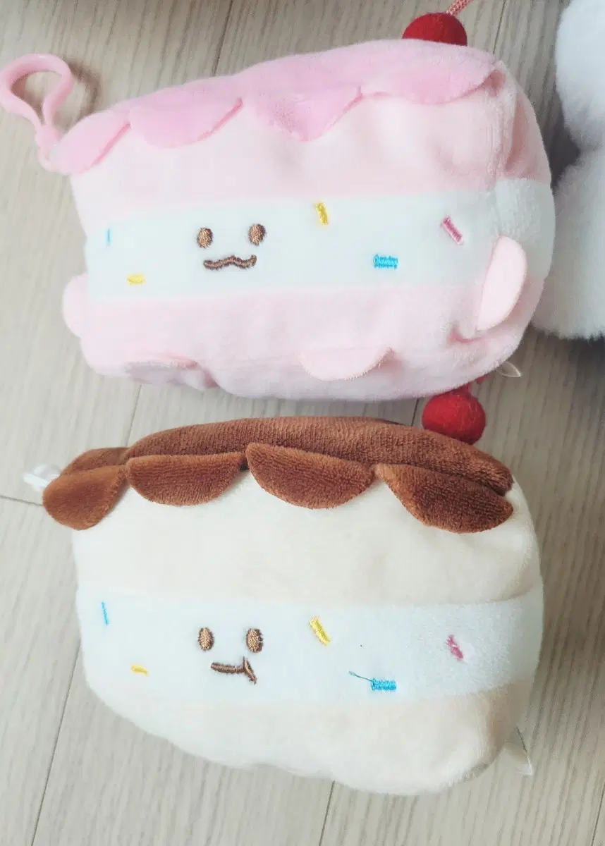 일괄) 케이크 인형키링 딸기 / 초코