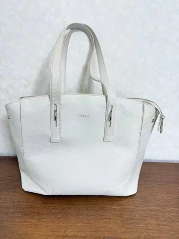 FURLA 토트백 화이트 가죽