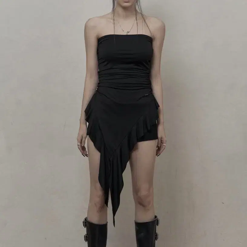 카키포인트 러플 레이어드 탑