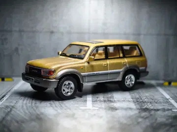 MASDI 1/64 토요타 랜드 크루저 80 골드