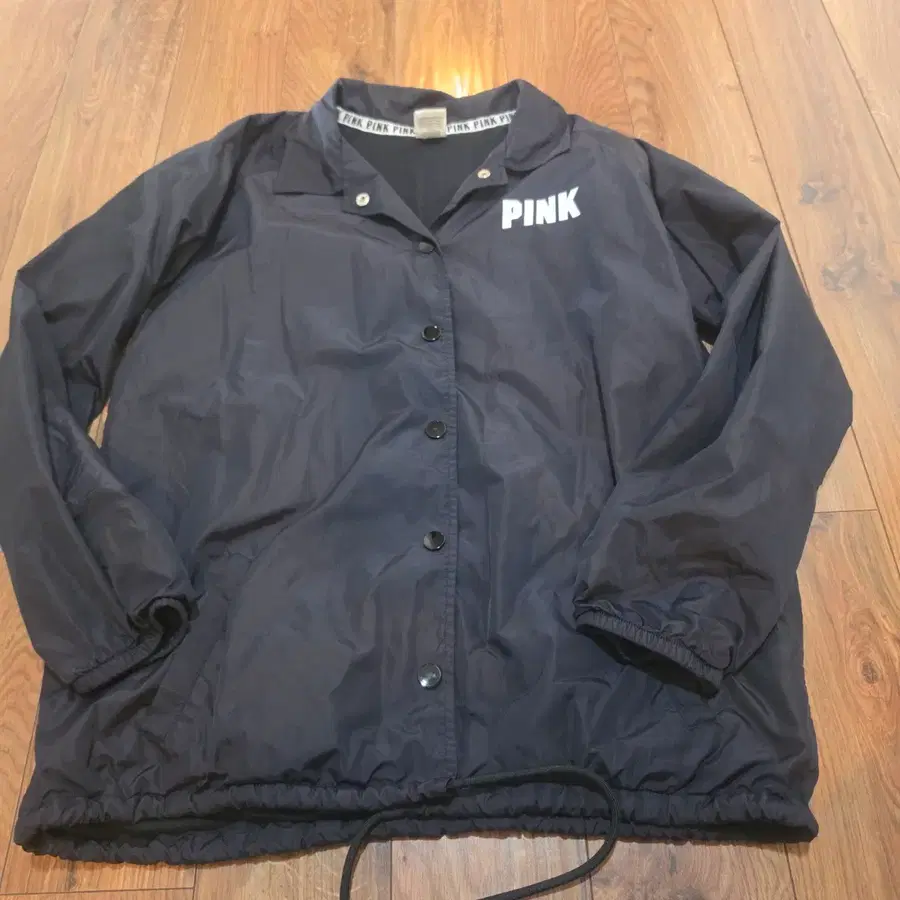 빅토리아 시크릿 핑크 코치 아노락 윈브레이커 버튼 업 재킷 블랙 US M한국 L-XL