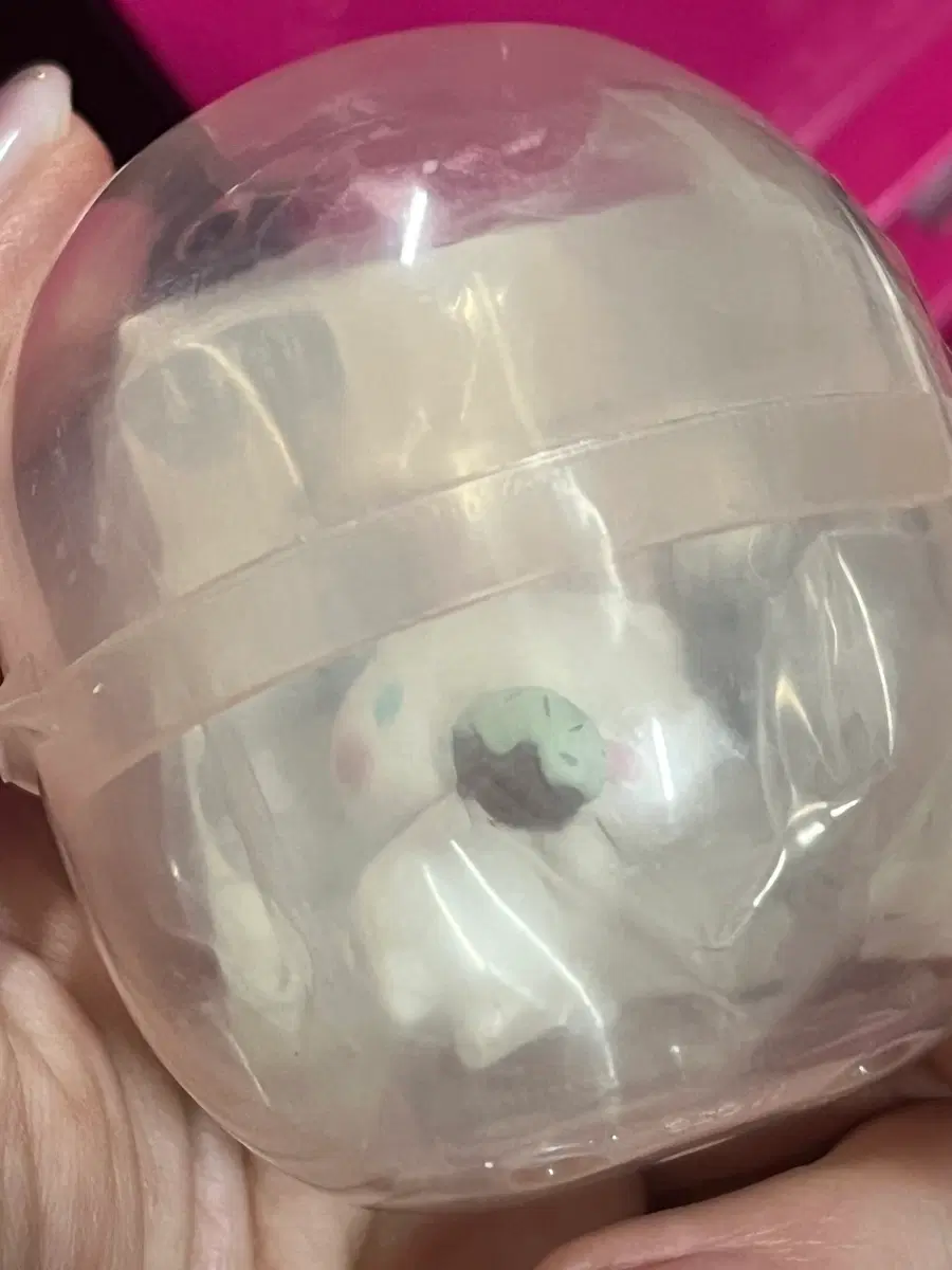 산리오 시나모롤 도넛 피규어 가챠 (배송비 포함)