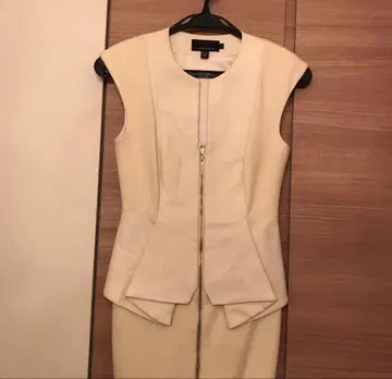 TED BAKER 페플럼 원피스