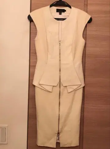 TED BAKER 페플럼 원피스