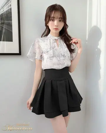 미셸 마카롱 슬림 레그 스커트 XS