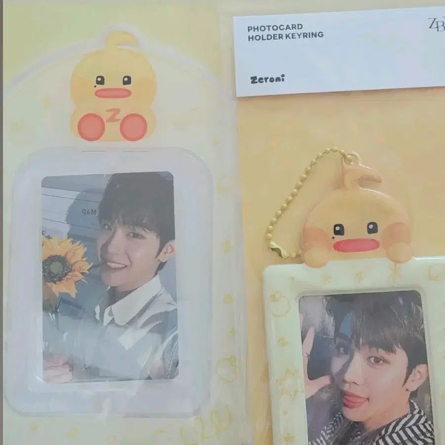 제로베이스원 제로니 김태래 회전형 아크릴 / PVC 포카 홀더 키링