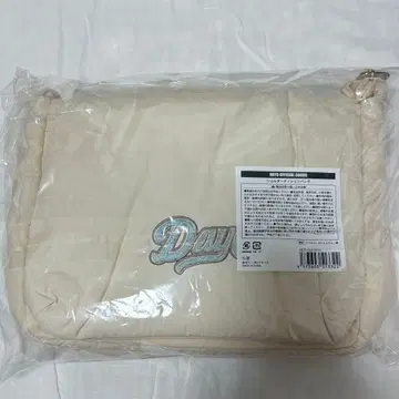 DAY6 OFFICIAL GOODS 숄더 쿠션 백