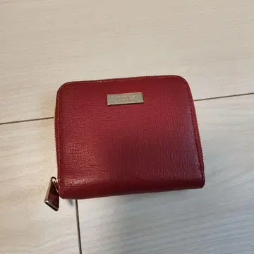 FURLA 이단 접이식 지갑 레드 라운드 지퍼