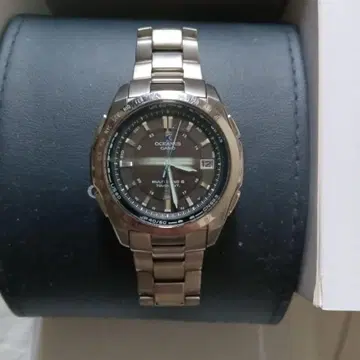 CASIO OCEANUS 전파 솔라 손목시계