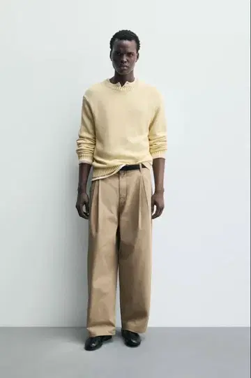 ZARA 와이드 팬츠 베이지 턱 포함