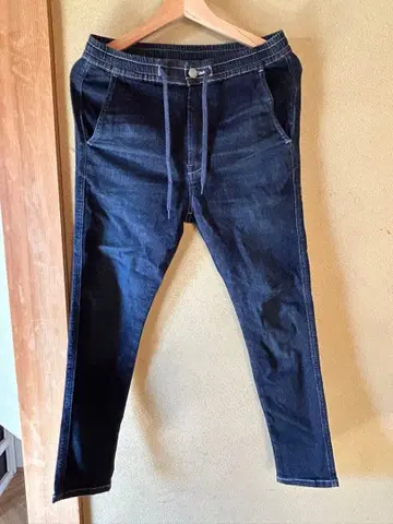 FREE FIT SUPER STRETCH 'ISKO' DENIM 더퍼
