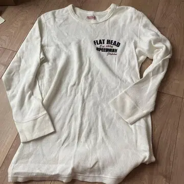 THE FLAT HEAD 써멀 긴팔 티셔츠 화이트