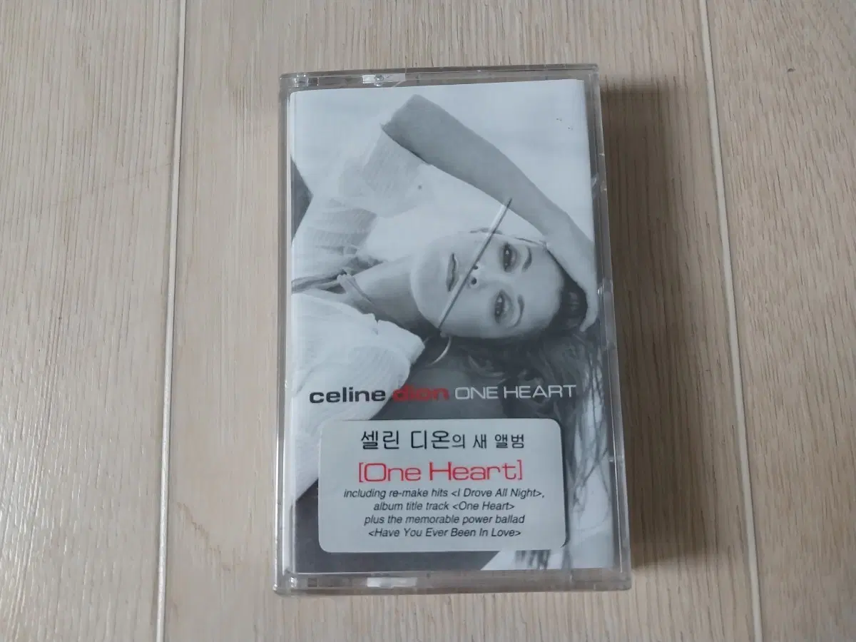 셀린 디온 ONE HEART 미개봉 카세트 테이프