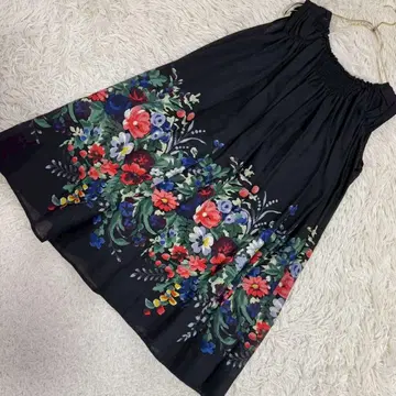 [새상품급] JILL STUART 꽃무늬 원피스 블랙 4 화려한 오샤레