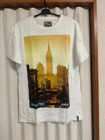 ZOO YORK 티셔츠 화이트 M 사이즈
