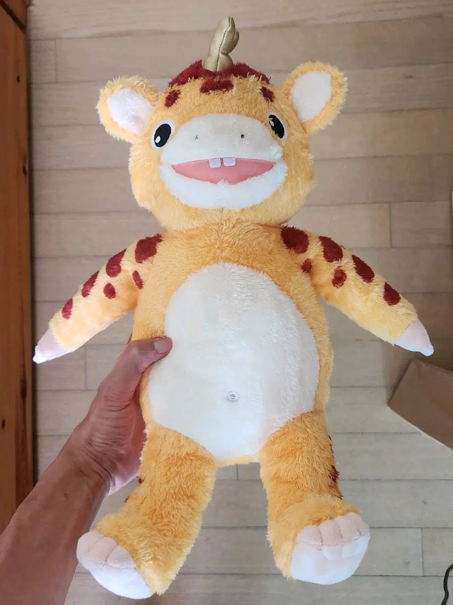 울트라맨 대형인형 부스카 판매합니다!