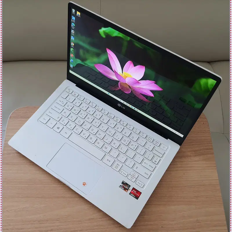 LG 울트라PC 13UD70P 판매합니다.