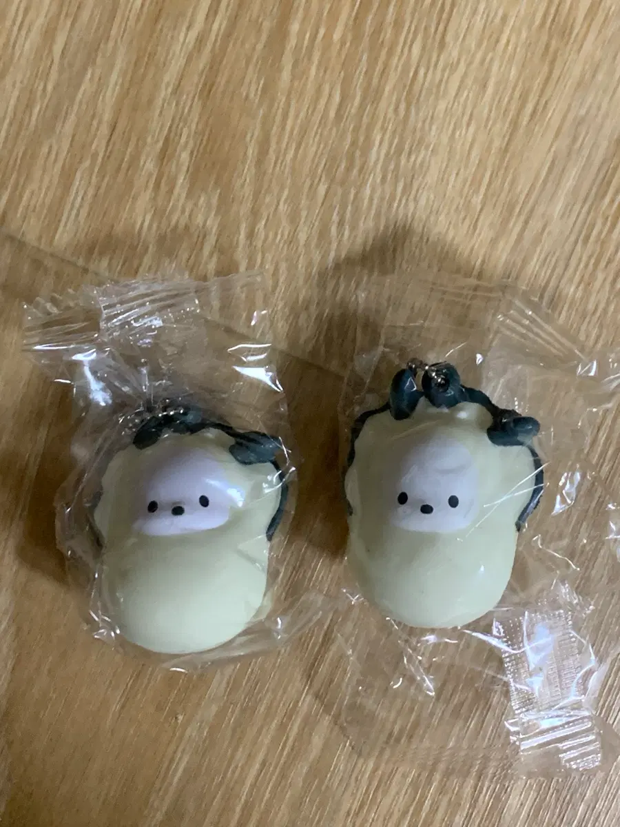 산리오 말랑말랑 마스코트 굴 포차코 팝니다
