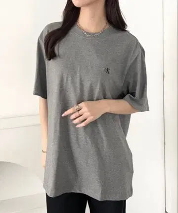 t셔츠 반팔 Calvin Klein(캘빈 클라인)