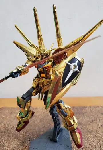 HG 1/144 시라누이 아카츠키 건담 [완제품]