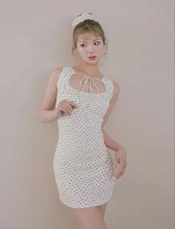 darich 다리치 원피스 꽃무늬 미니