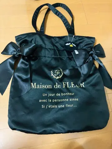 Maison de FLEUR 메종 드 플뢰르 더블 리본 토트백 블랙