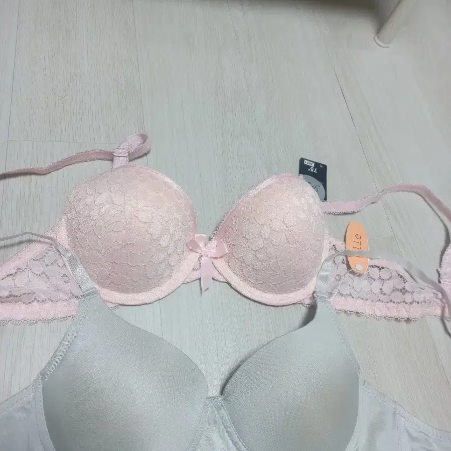 75A 브래지어