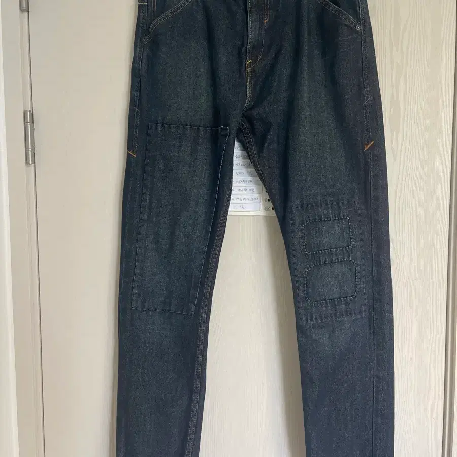 리바이스(Levi's) Red 사시코 무릎 덧댐 테이퍼 핏 데님청바지32