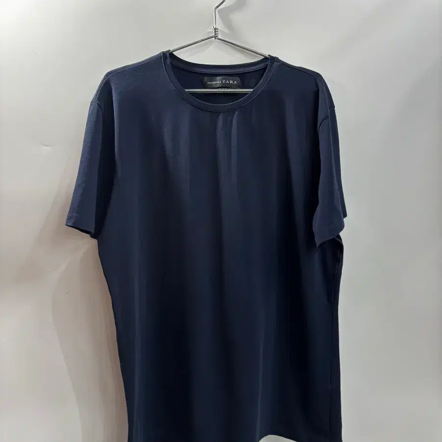 XL] 자라(ZARA) 에센셜 네이비 슈퍼 슬림핏 반팔 티셔츠 1.0