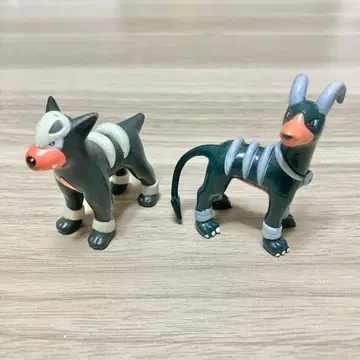 초기 몬코레 델빌 헬가 몬스터 피규어 포켓몬 TOMY