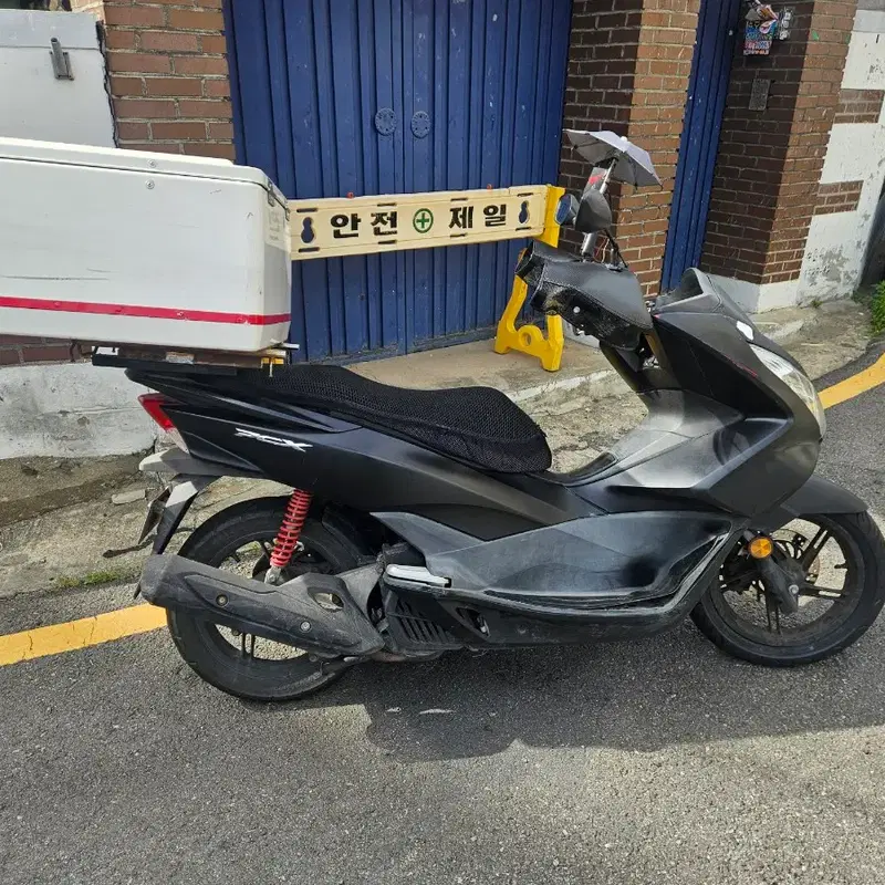 pcx125 2017년식 판매합니다