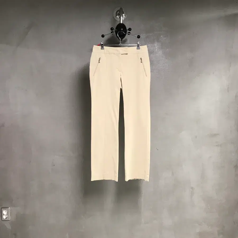 프라다 스포츠 베이지 팬츠 42(W)