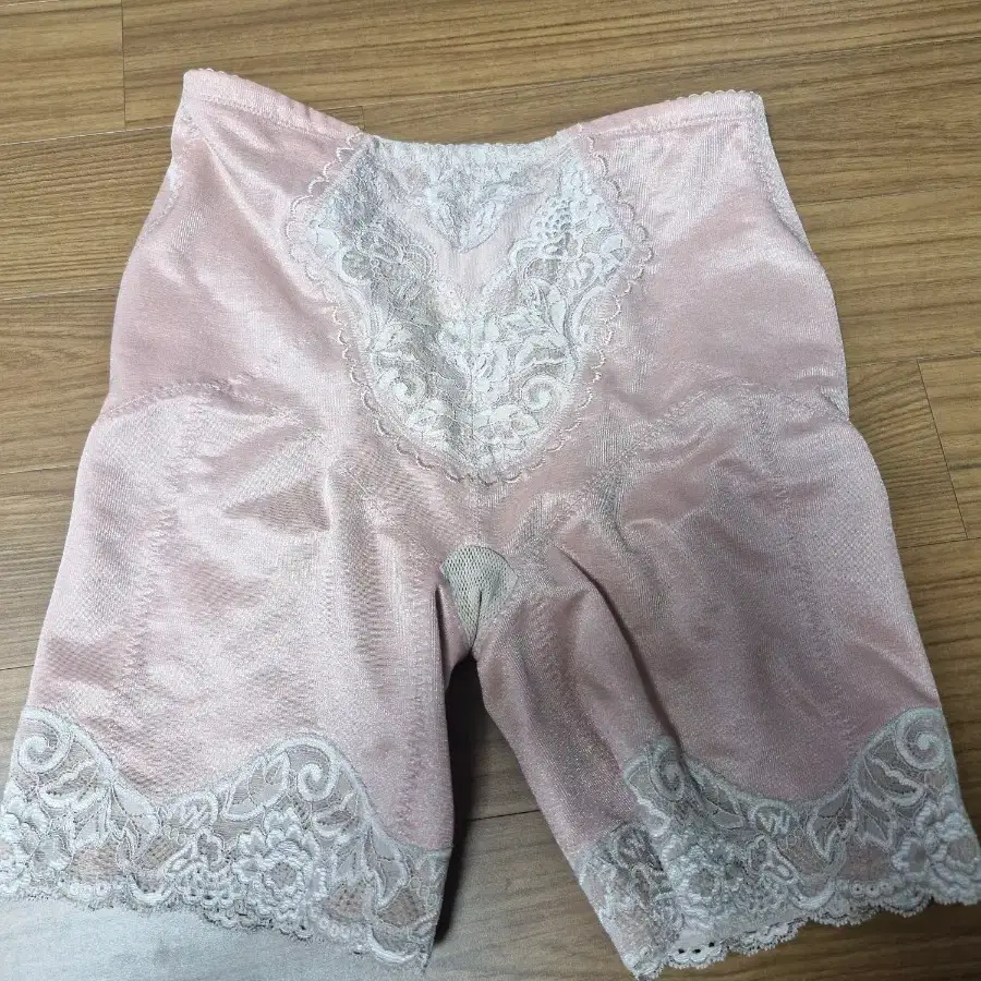 누벨마리 보정 롱거들. 찐핑크 신품 90