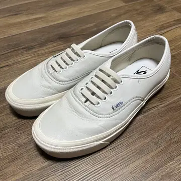 VANS 에라 가죽 화이트 스니커즈 애너하임