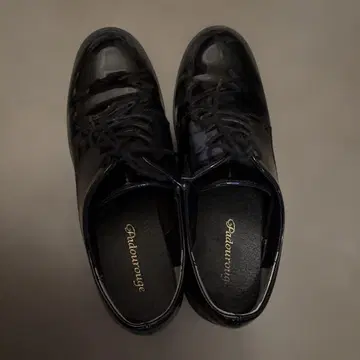 Padourouge 에나멜 레이스업 슈즈 블랙