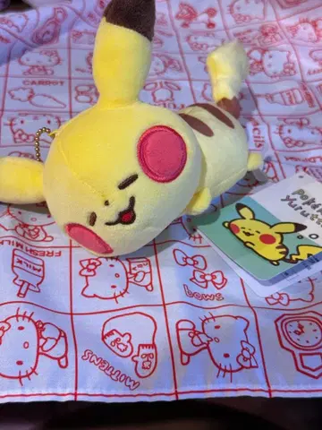 포켓몬 Yorutto 윳쿠리 카나헤이 누워있는 피카츄 봉제 인형 마스코트