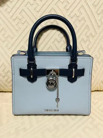 [ 신상 ] 새상품 MICHAEL KORS 2way 숄더백 라이트 블루