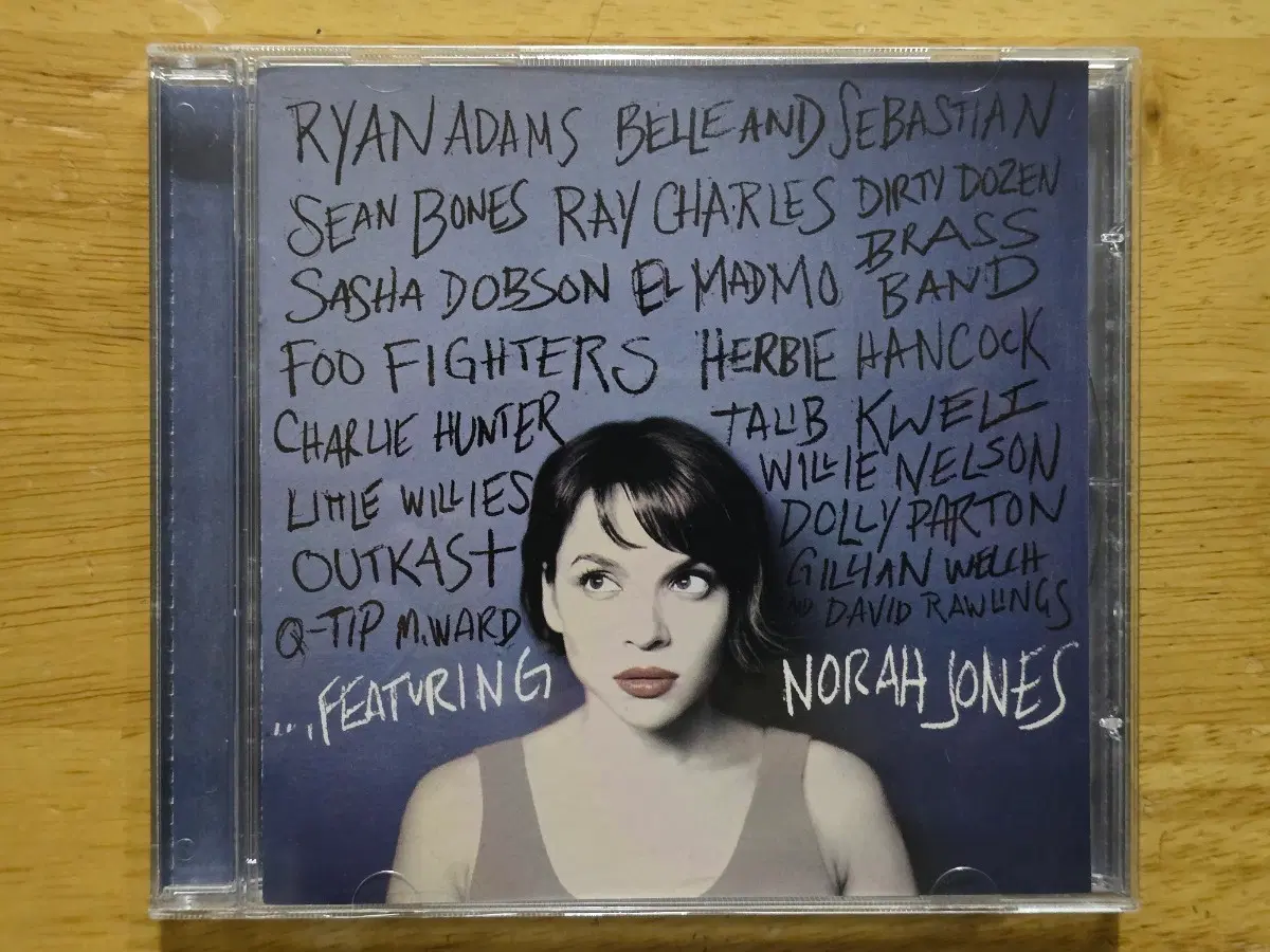 CD 음반 Norah Jones 노라 존스 - ...Featuring 미국반