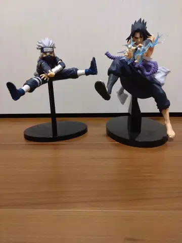 NARUTO 피규어 2체 세트 카카시 사스케