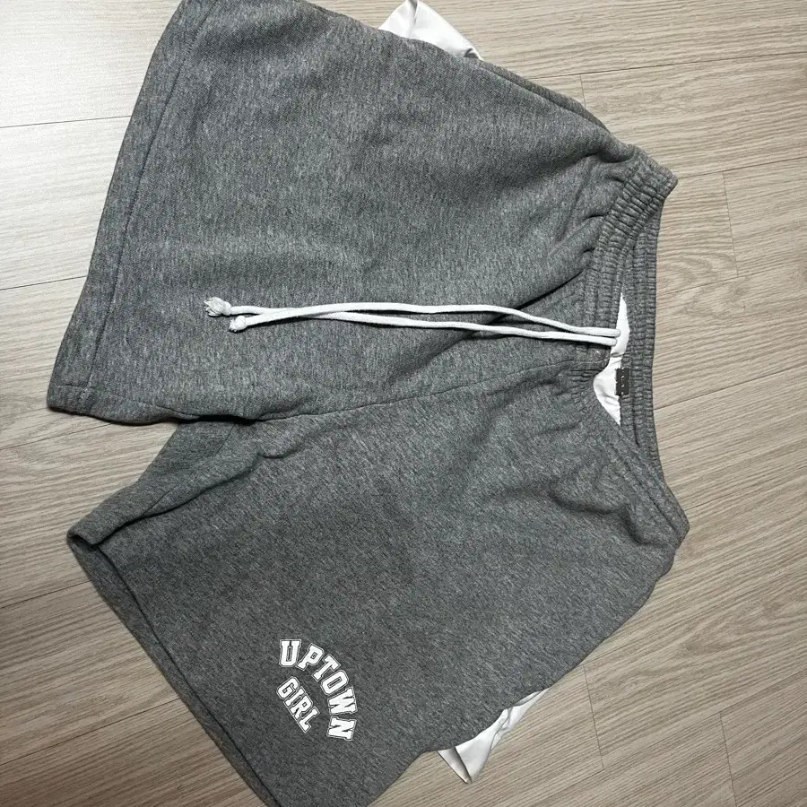 augustbarron(All-in) reversible sweat sk